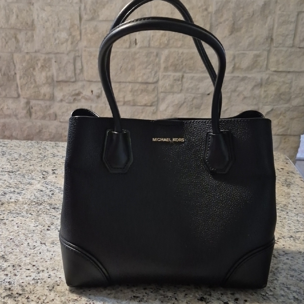 Michael Kors Classic Black Tote